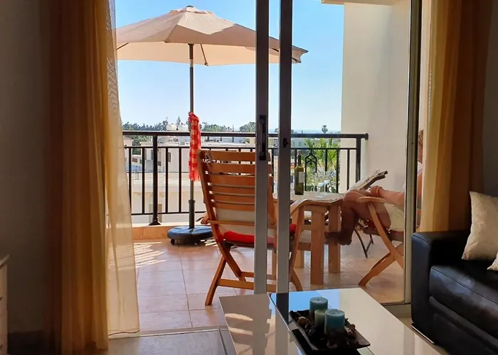 Petras Cozy Nest, 1-Bedroom Apt., Paphos-Universal