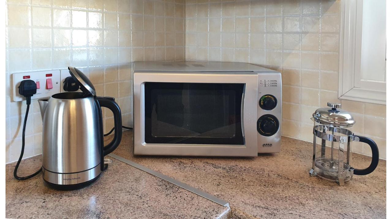 Petras Cozy Nest, 1-bedroom Apt., Paphos-universal דירה *